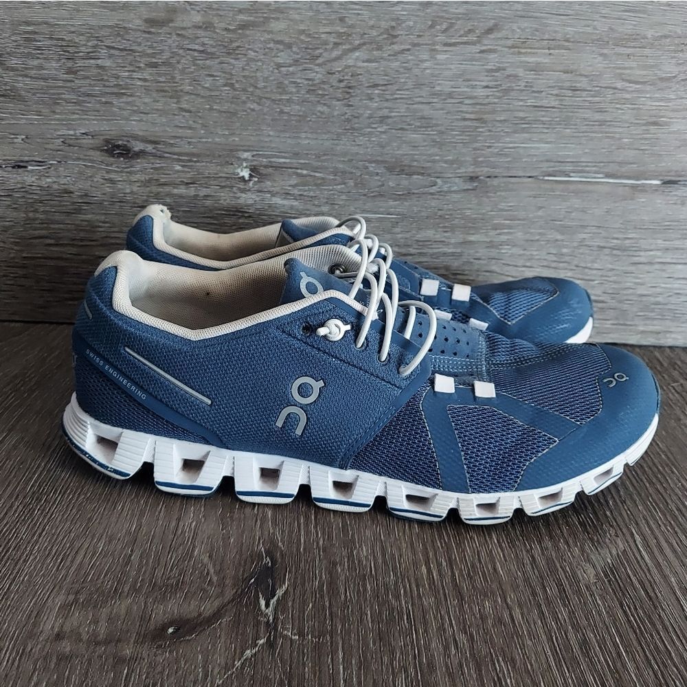 ON CLOUD 5 RUNNING SHOES DENIM/WHITE WOMEN SIZE 8.5